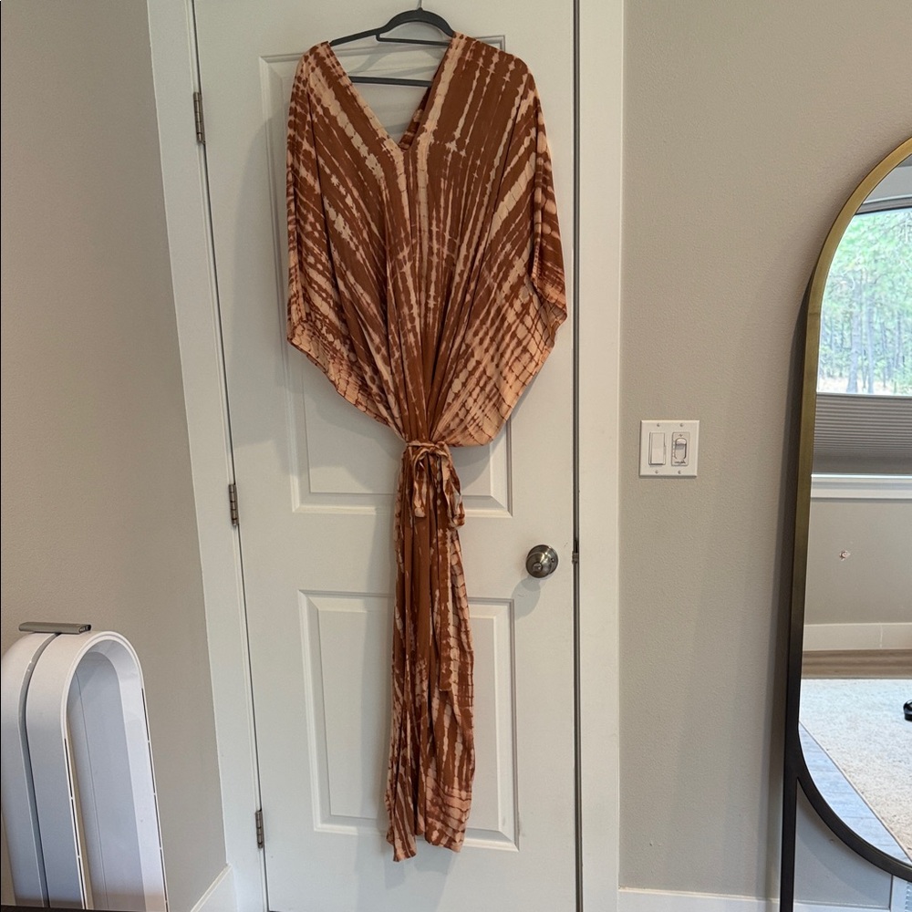 Elegant Brown Tie-Dye Kaftan (purchased in Bali) handmade $190